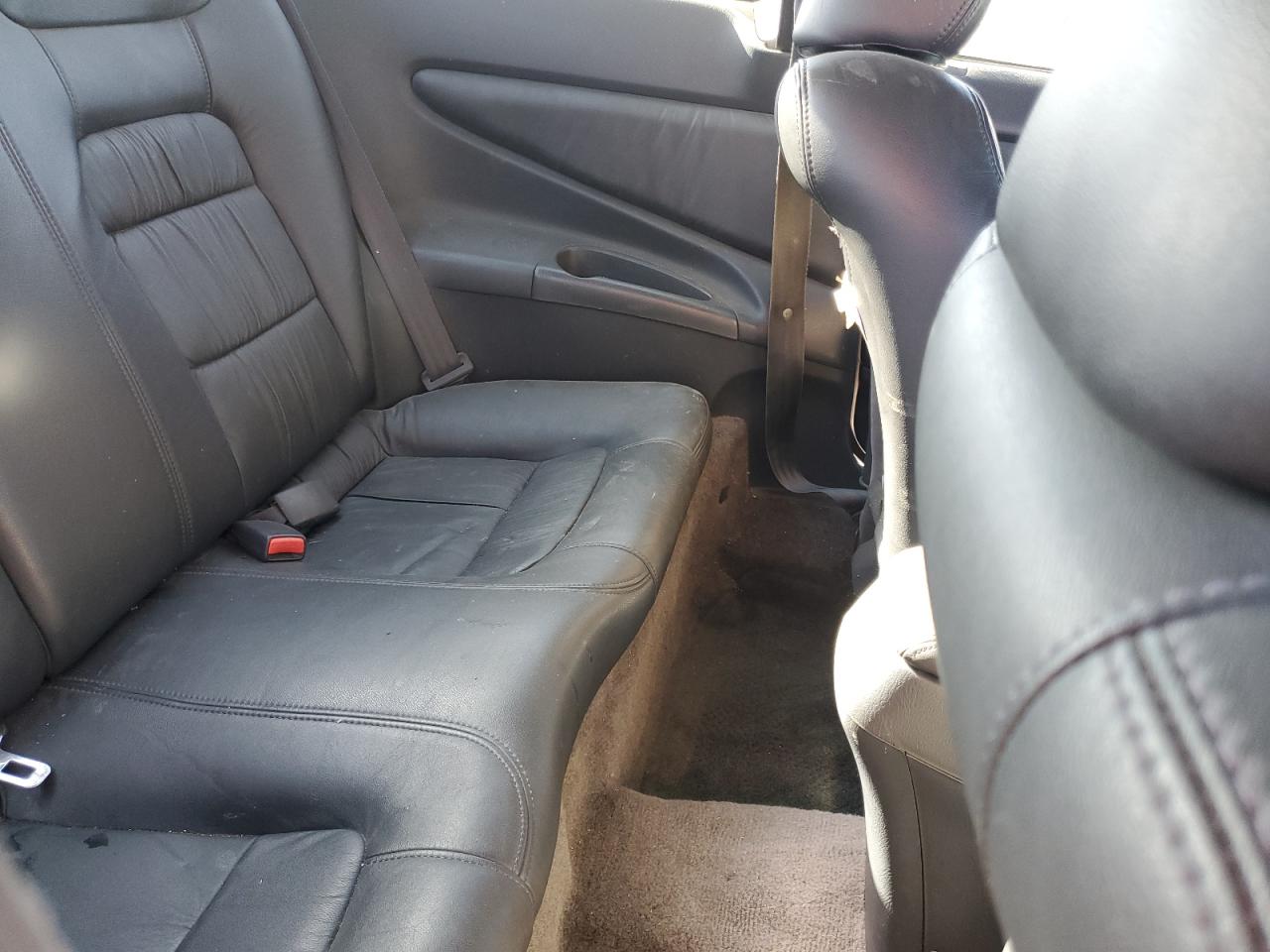 2000 Honda Accord Ex VIN: 1HGCG3258YA032642 Lot: 82599015