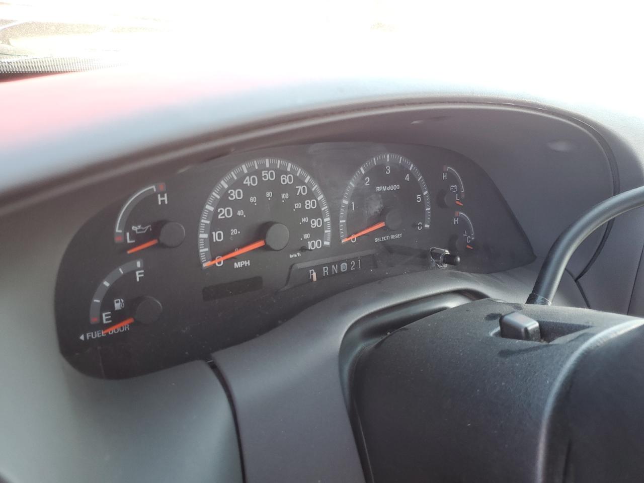 2002 Ford F150 VIN: 2FTRF07232CA17576 Lot: 84443285