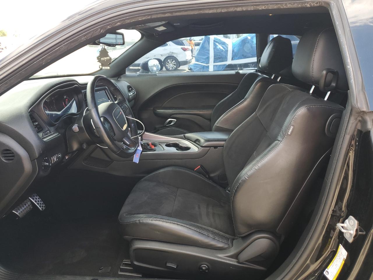 2019 Dodge Challenger R/T VIN: 2C3CDZBT5KH677075 Lot: 81687245