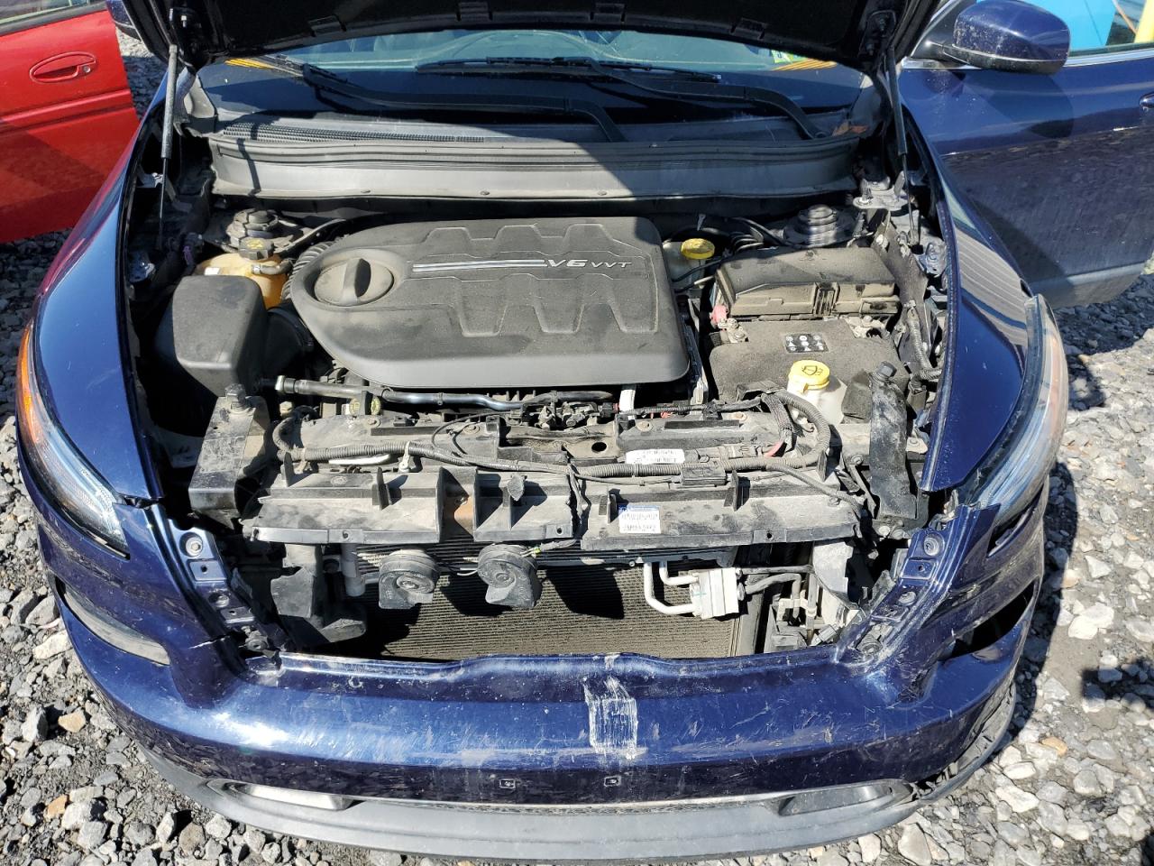 2015 Jeep Cherokee Latitude VIN: 1C4PJMCS6FW565486 Lot: 84792115