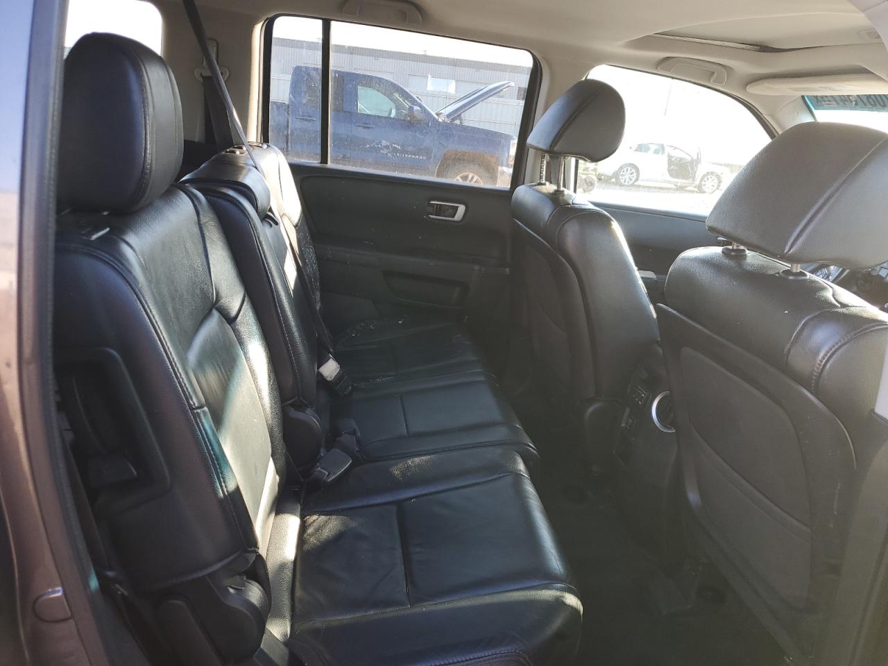 2015 Honda Pilot Exl VIN: 5FNYF4H53FB014557 Lot: 70876475