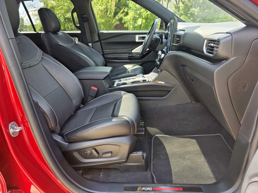  FORD EXPLORER 2022 Czerwony