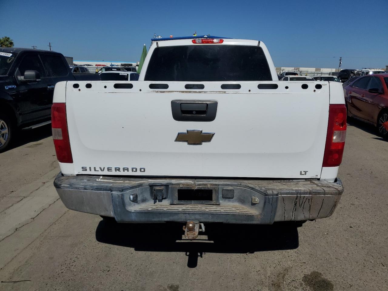 2008 Chevrolet Silverado C1500 VIN: 2GCEC19C581237714 Lot: 82337455
