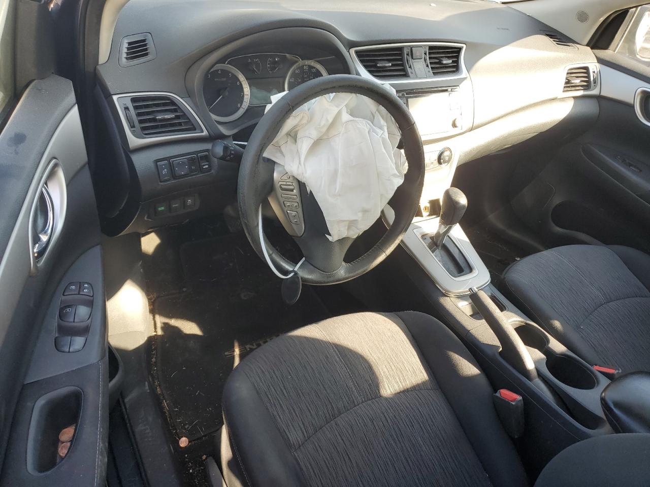 2015 Nissan Sentra S VIN: 3N1AB7AP8FY260747 Lot: 62930445