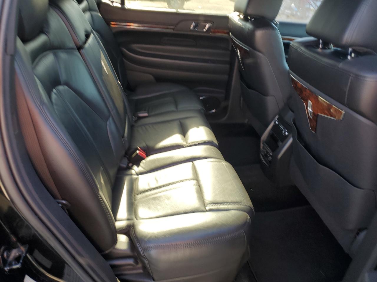 2015 Lincoln Mkt VIN: 2LMHJ5NK7FBL00763 Lot: 85210175