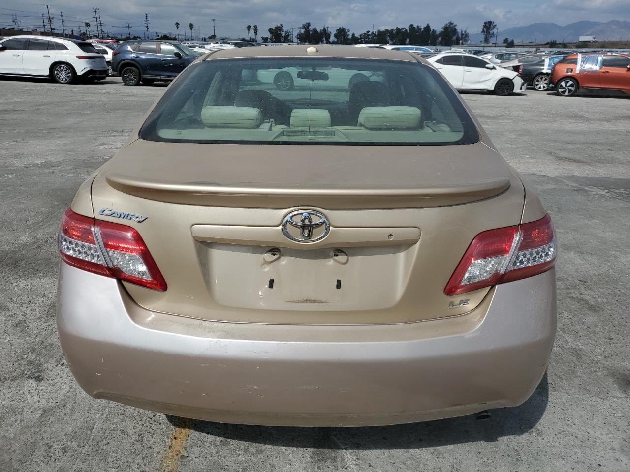2010 Toyota Camry Base VIN: 4T1BF3EK7AU049446 Lot: 86535545