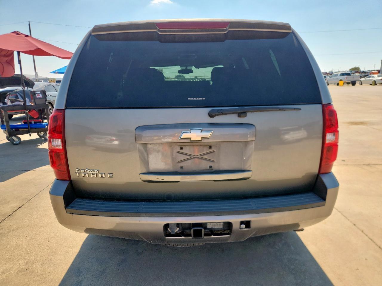 2008 Chevrolet Tahoe C1500 VIN: 1GNFC13C18R183811 Lot: 84974995