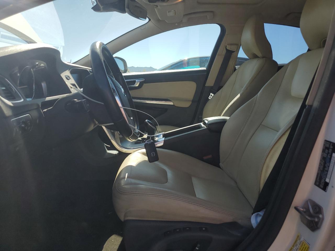2016 Volvo S60 Premier VIN: YV126MFK0G2413097 Lot: 87027535