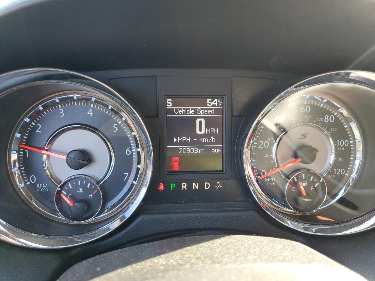 2015 Chrysler Town & Country S VIN: 2C4RC1HG0FR578314 Lot: 83798455