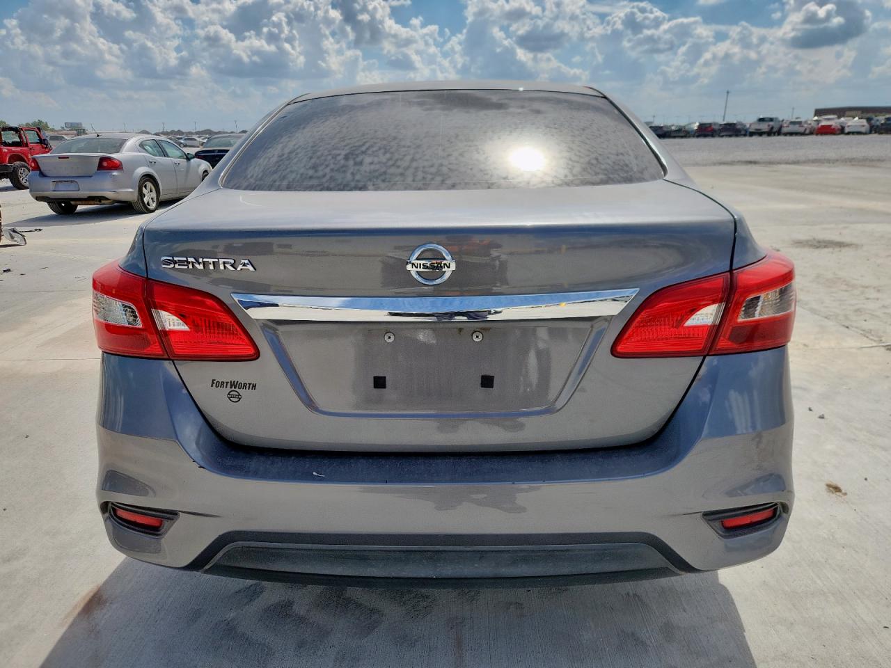 2017 Nissan Sentra S VIN: 3N1AB7AP4HY331817 Lot: 85726355