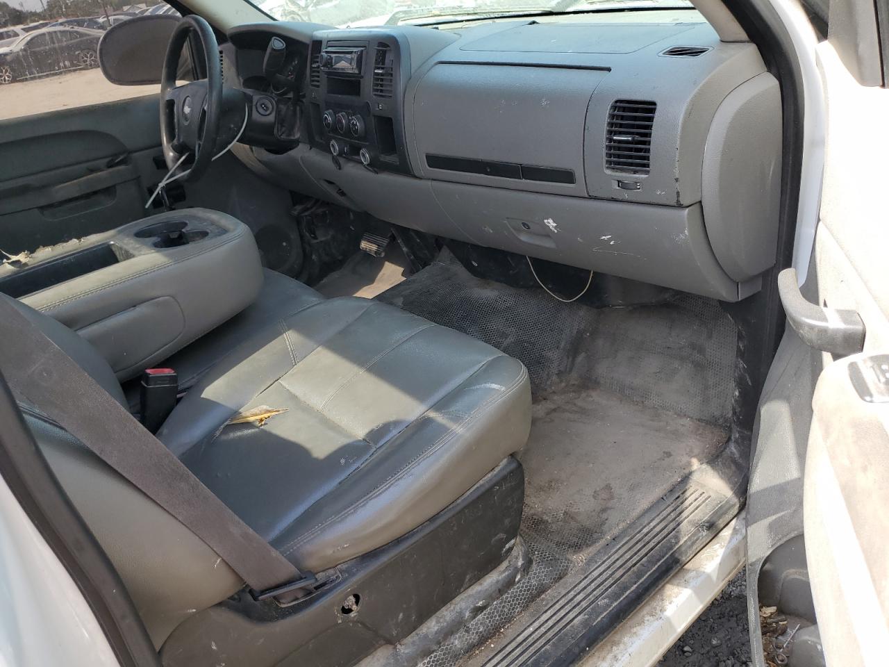 2011 Chevrolet Silverado C1500 VIN: 1GCNCPEX8BZ438257 Lot: 82369885