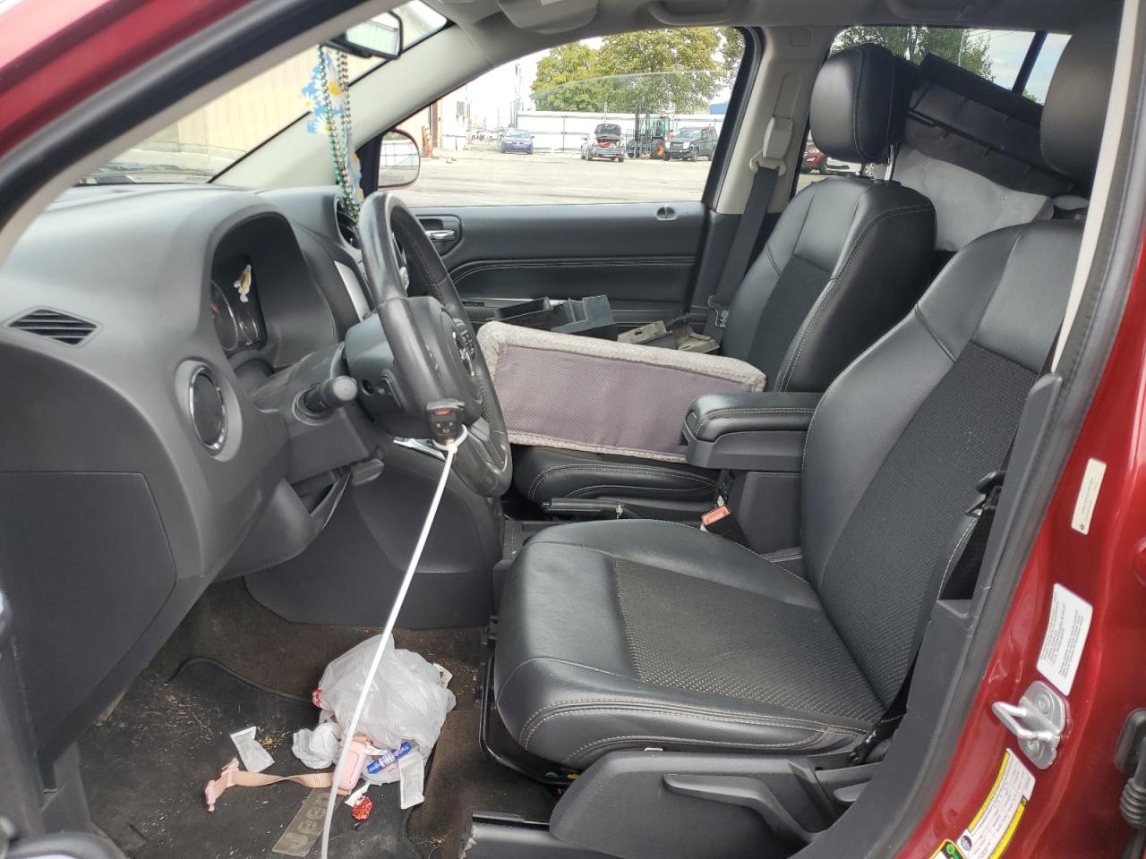 2014 Jeep Compass Latitude VIN: 1C4NJDEB6ED605807 Lot: 84593775