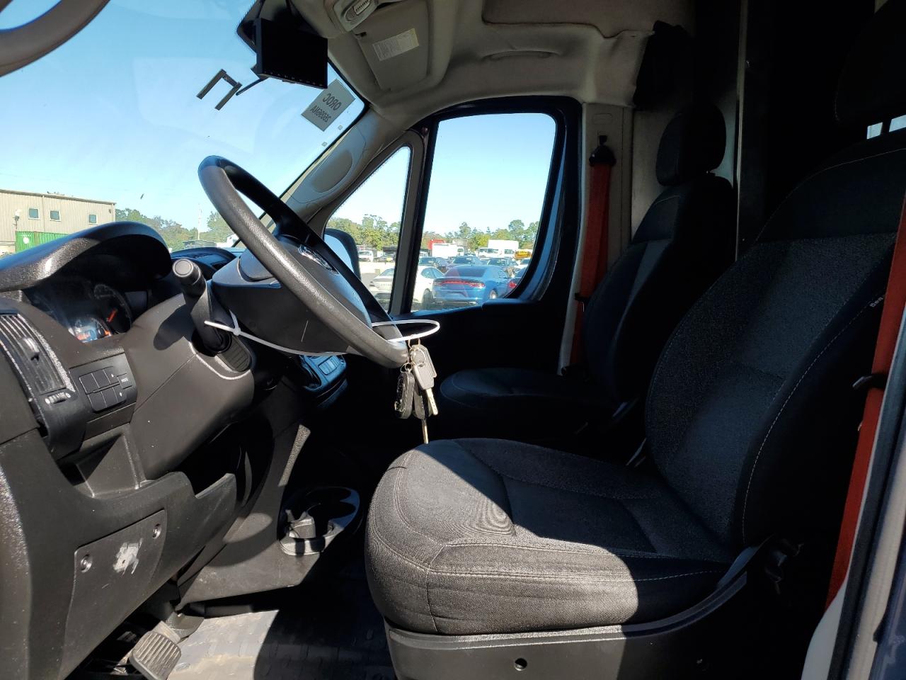 Фото: 3C6URVJG7LE129310