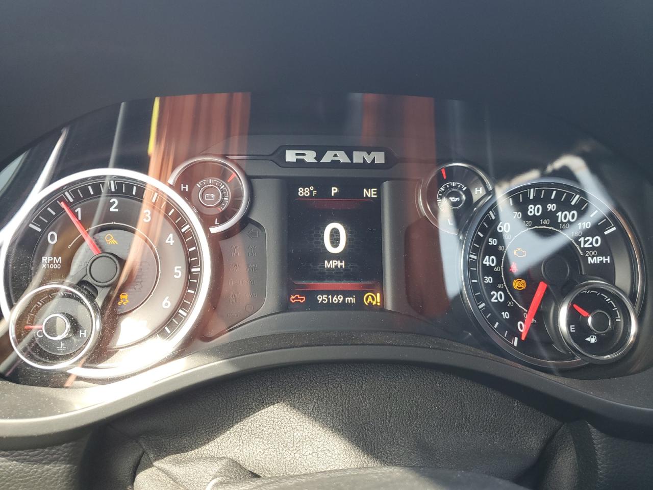 2019 Ram 1500 Big Horn/Lone Star VIN: 1C6RREFT2KN770290 Lot: 85201025