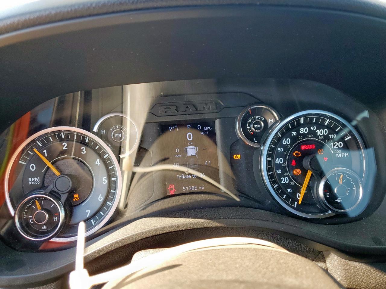 2021 Ram 1500 Big Horn/Lone Star VIN: 1C6SRFFT3MN825646 Lot: 86222525