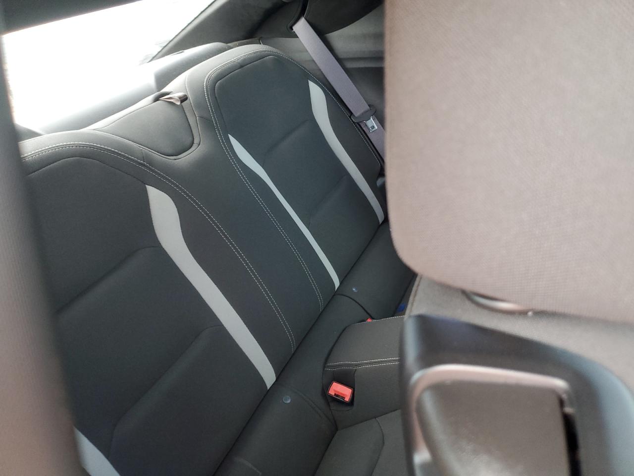 2017 Chevrolet Camaro Lt VIN: 1G1FB1RX4H0146805 Lot: 85681745