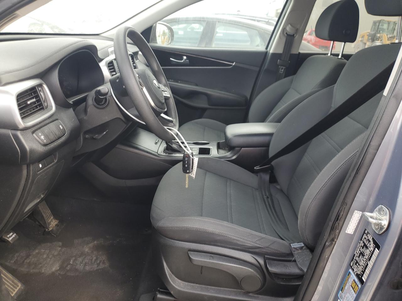 2019 Kia Sorento L VIN: 5XYPG4A31KG598056 Lot: 84757315