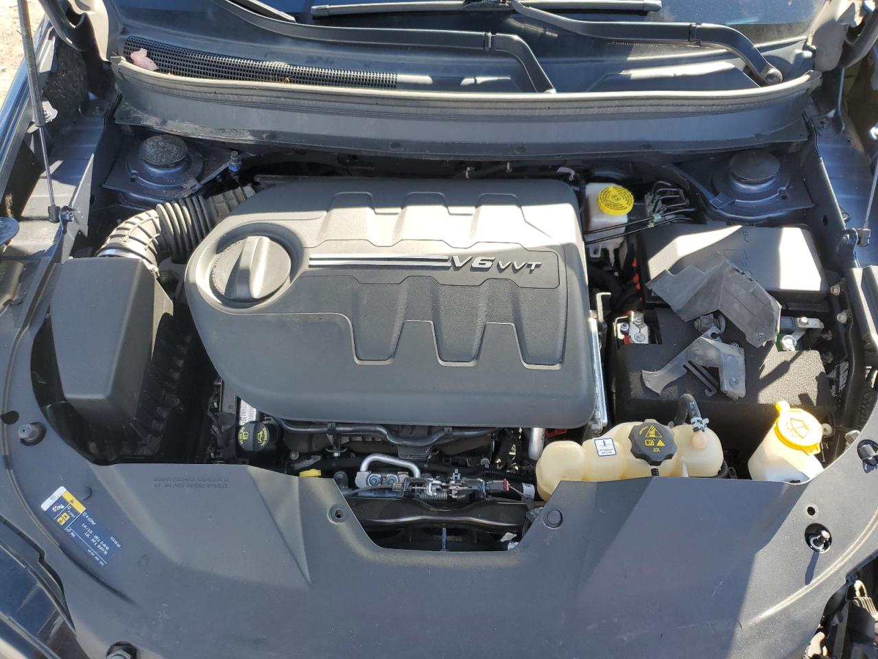 2020 Jeep Cherokee Latitude Plus VIN: 1C4PJMLX6LD508997 Lot: 90768885