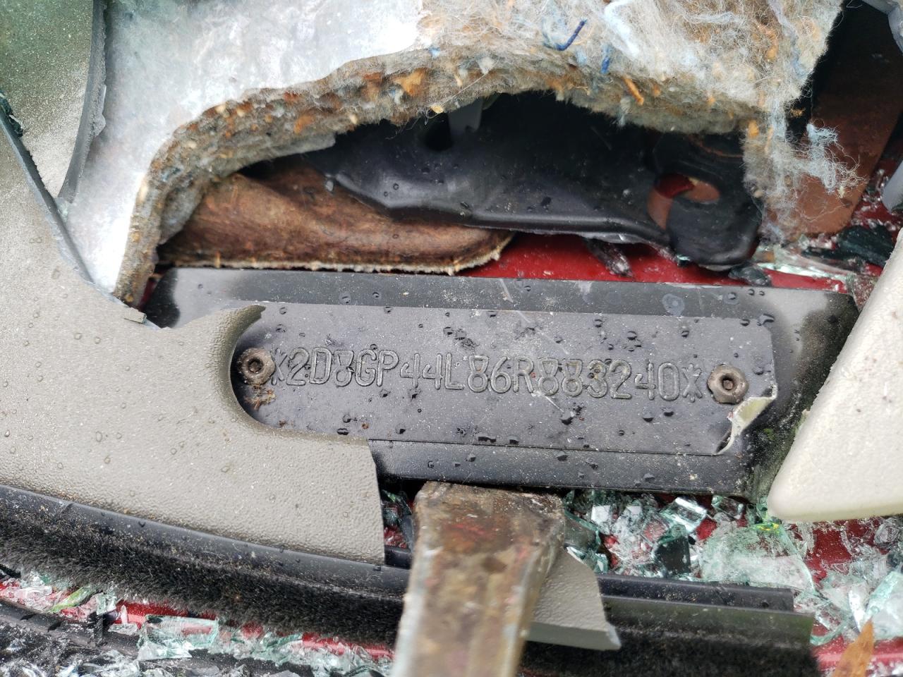 2006 Dodge Grand Caravan Sxt VIN: 2D8GP44L86R883240 Lot: 90377615