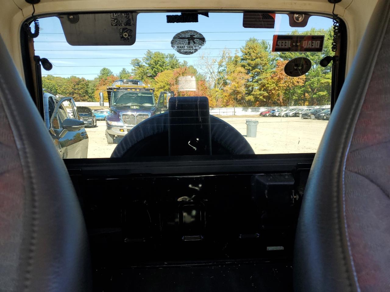 2000 Jeep Wrangler / Tj Sport VIN: 1J4FA49S1YP796600 Lot: 82574545