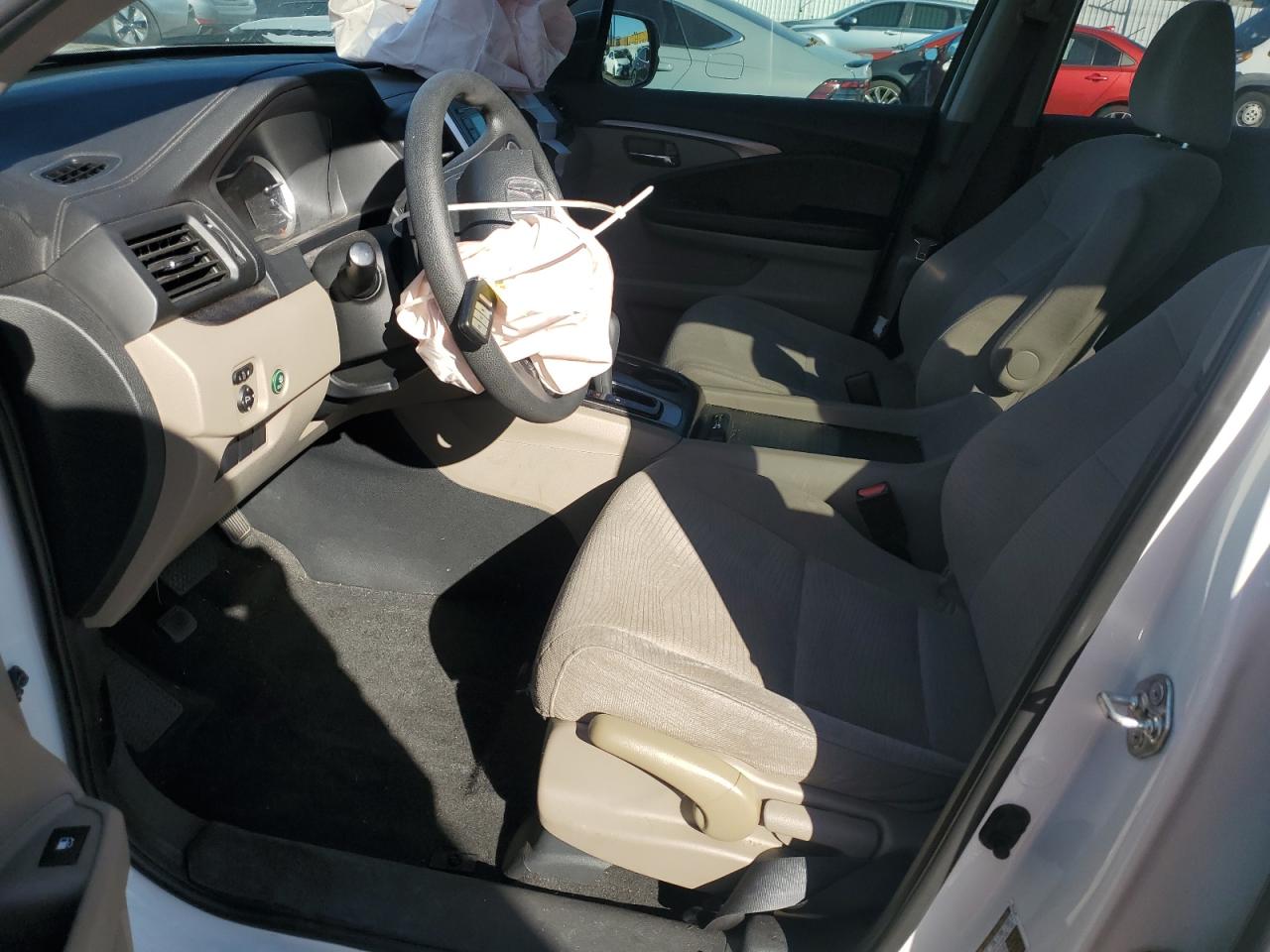 2017 Honda Pilot Lx VIN: 5FNYF5H13HB021062 Lot: 90552635