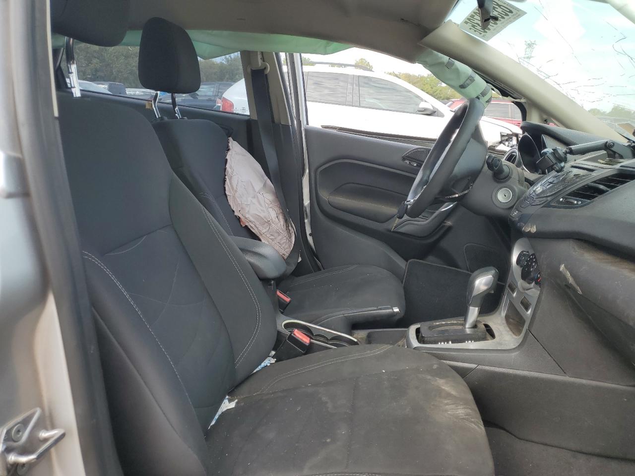 2019 Ford Fiesta Se VIN: 3FADP4BJ8KM101562 Lot: 85560735