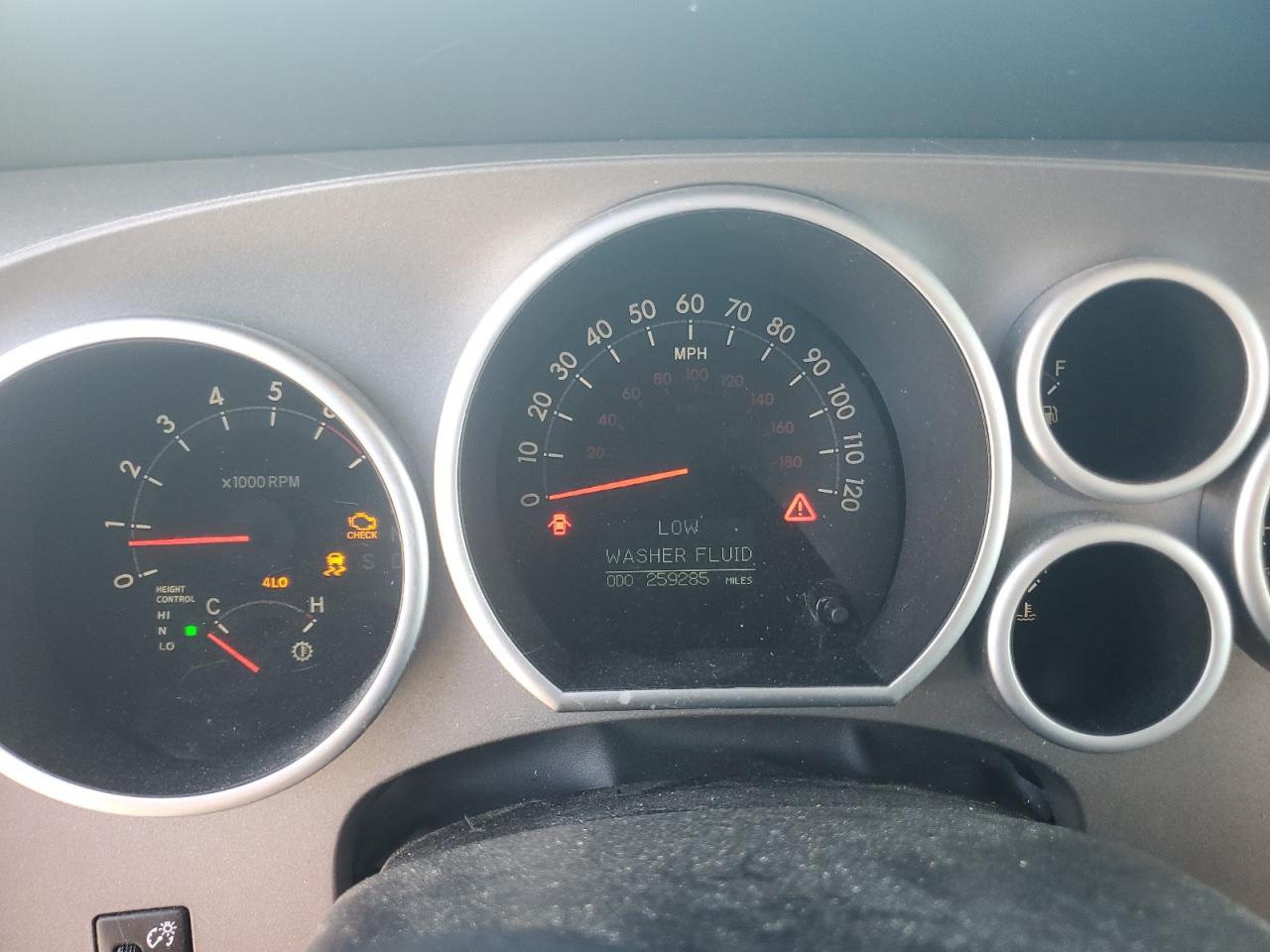 2010 Toyota Sequoia Platinum VIN: 5TDDW5G14AS036431 Lot: 84908105