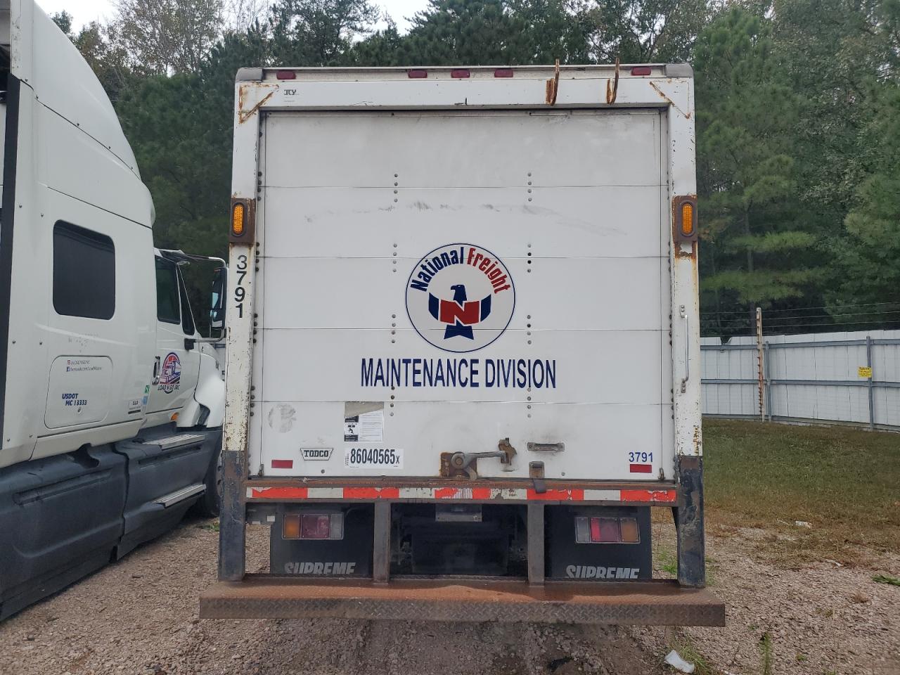 2006 GMC W4500 W45042 VIN: J8DC4B16667000521 Lot: 86040565