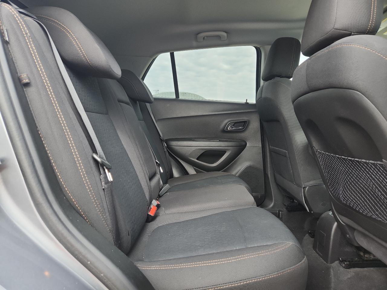 2020 Chevrolet Trax Ls VIN: 3GNCJKSB6LL271812 Lot: 90949895