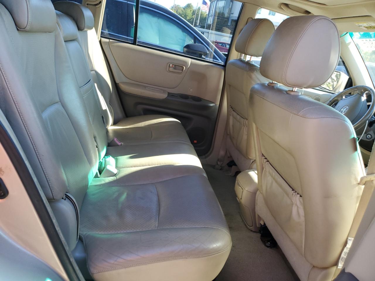 2004 Toyota Highlander VIN: JTEEP21A940010211 Lot: 84545805