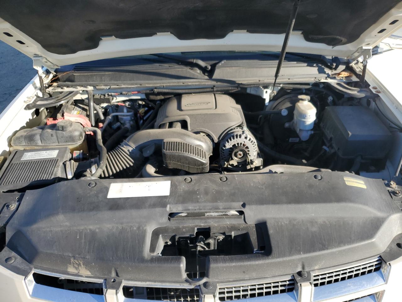 2008 Cadillac Escalade Esv VIN: 1GYFK66878R124823 Lot: 82520895