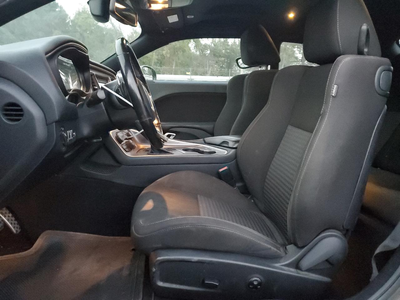 2020 Dodge Challenger R/T VIN: 2C3CDZBT2LH118696 Lot: 87405595