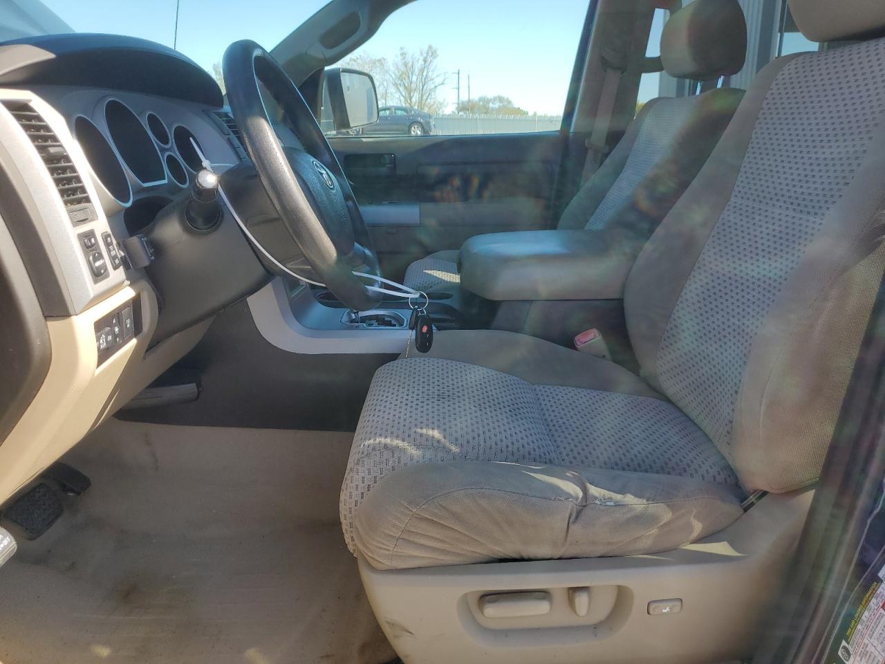 2007 Toyota Tundra Crewmax Sr5 VIN: 5TBDV54177S460582 Lot: 82386345