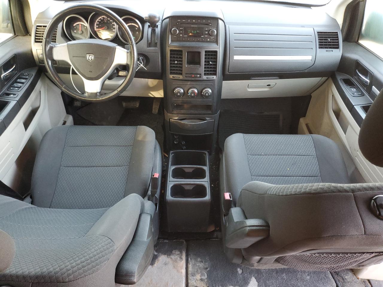 2010 Dodge Grand Caravan Se VIN: 2D4RN4DE9AR471497 Lot: 85103925