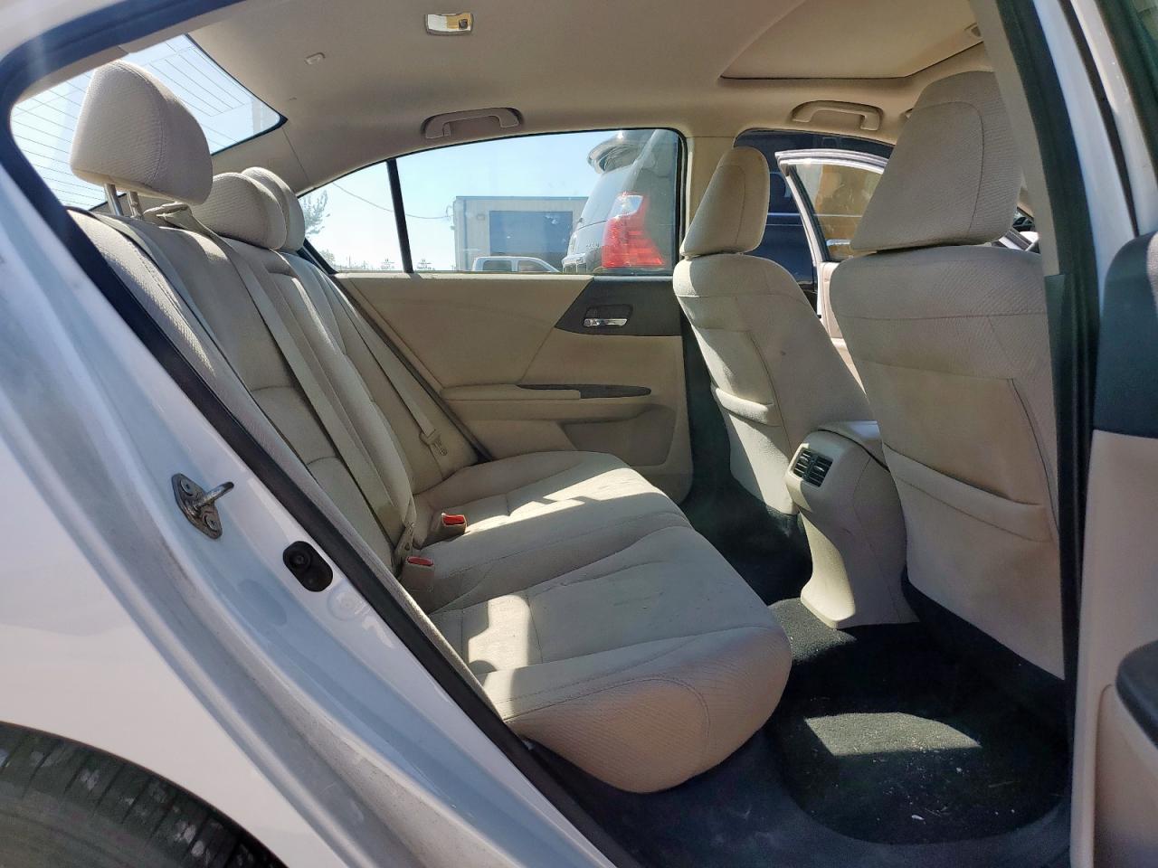 2017 Honda Accord Ex VIN: 1HGCR2F03HA214171 Lot: 86156645