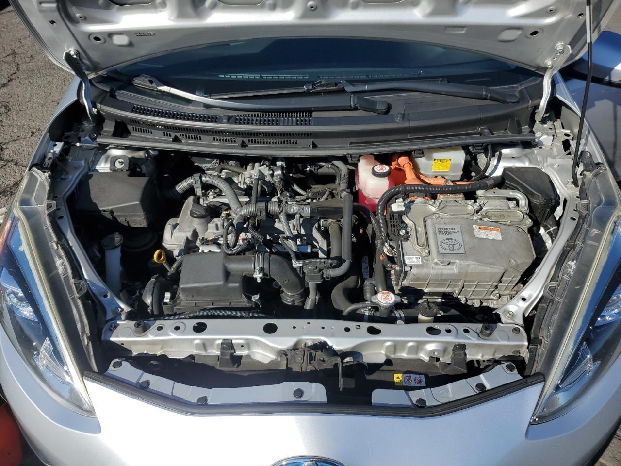 2018 Toyota Prius C VIN: JTDKDTB35J1599804 Lot: 82235595