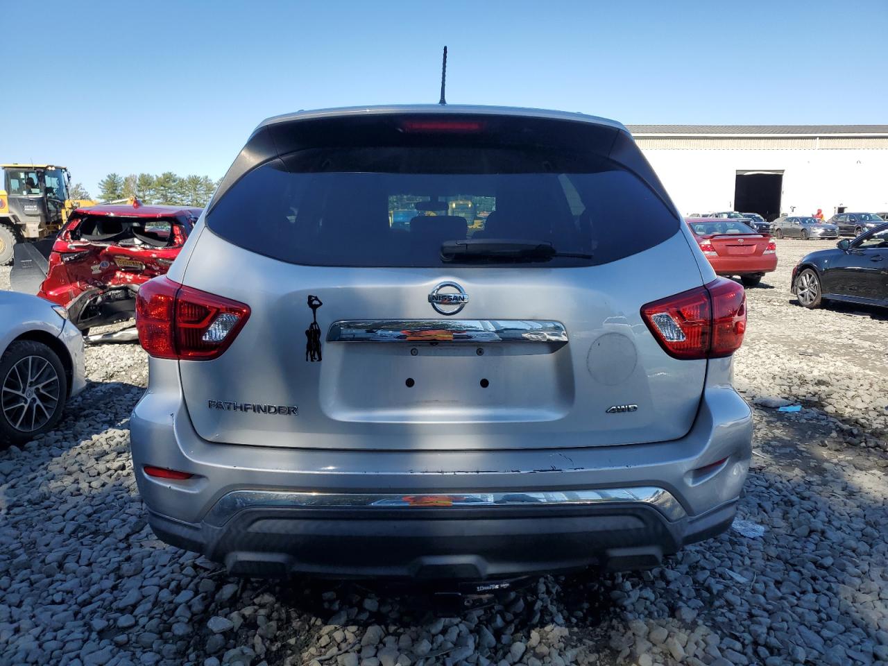 2017 Nissan Pathfinder S VIN: 5N1DR2MM1HC911038 Lot: 82370145