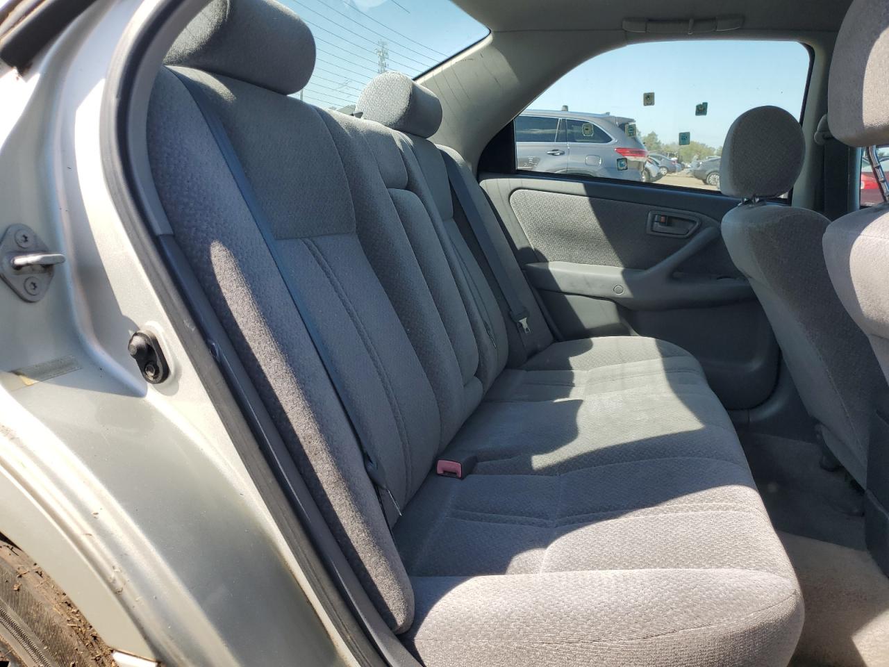 2000 Toyt Camry Le VIN: 4T1BG22K5YU680055 Lot: 81919135