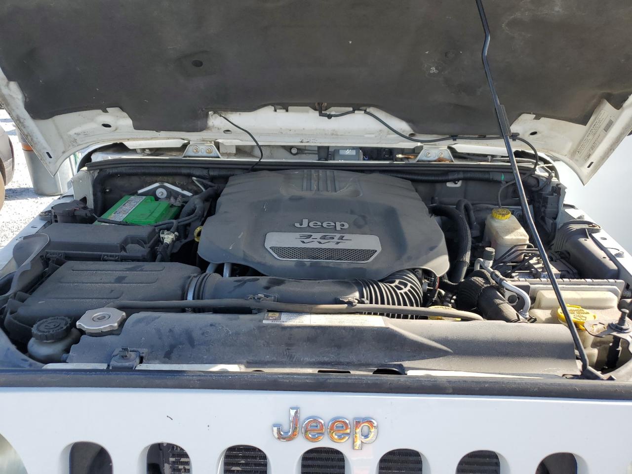 2012 Jeep Wrangler Unlimited Sahara VIN: 1C4BJWEG5CL176205 Lot: 85348825