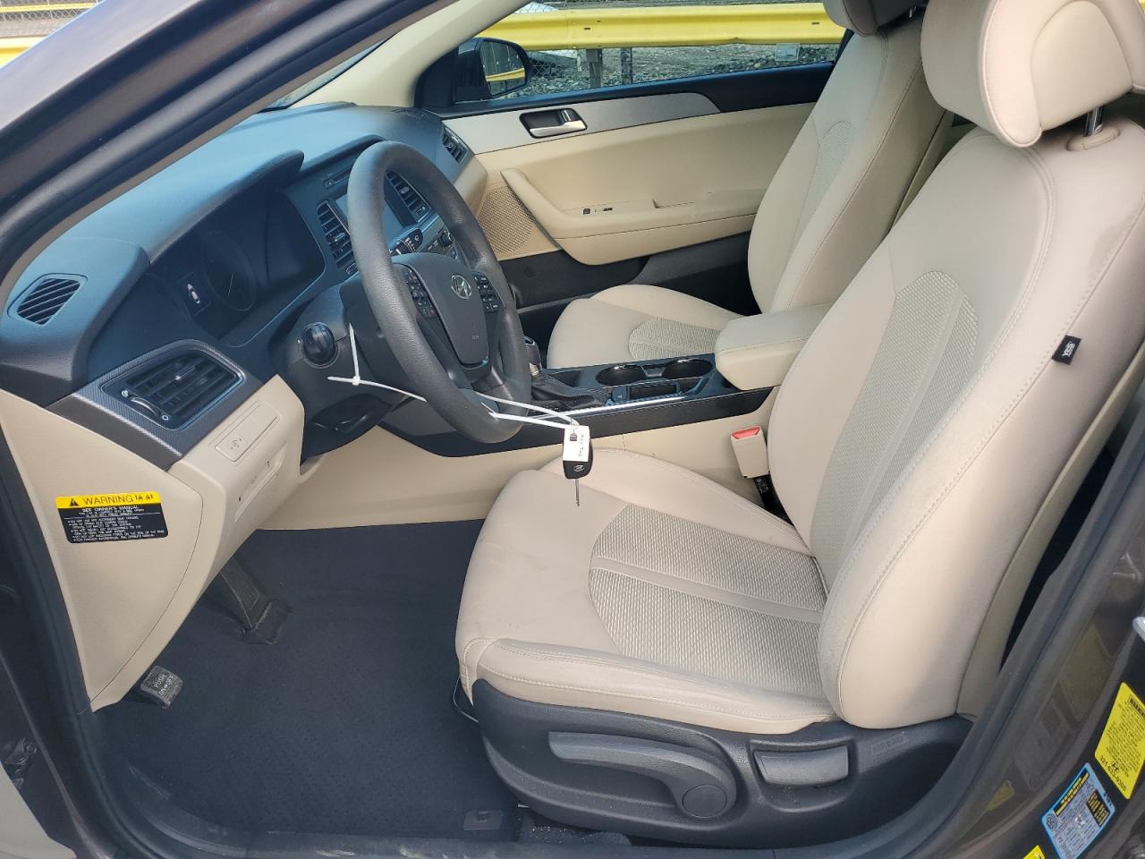 2017 Hyundai Sonata Se VIN: 5NPE24AFXHH512647 Lot: 83849305