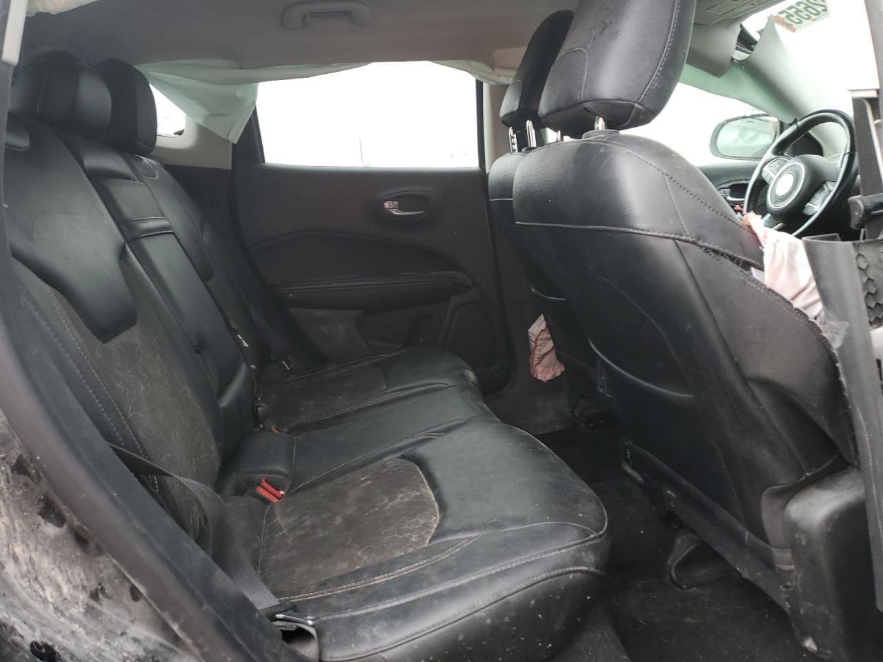 2018 Jeep Compass Latitude VIN: 3C4NJDBB0JT199502 Lot: 90502655