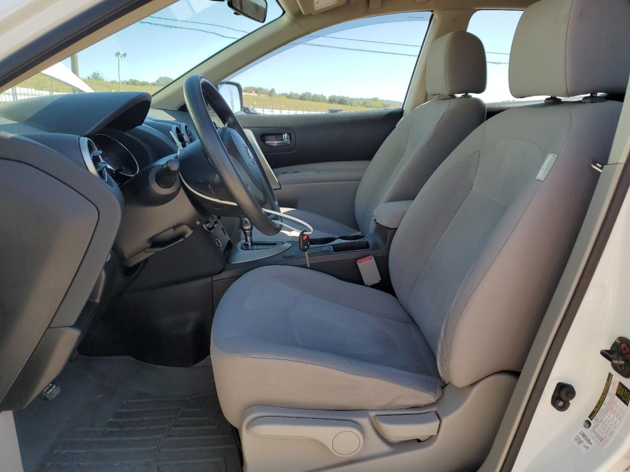 2014 Nissan Rogue Select S VIN: JN8AS5MV5EW712997 Lot: 85926985