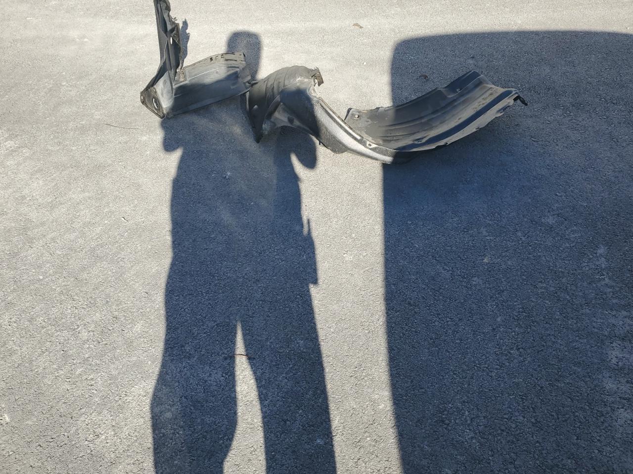 2024 Rivian R1S Adventure VIN: 7PDSGBBA2RN038327 Lot: 82298355