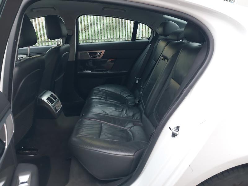 2015 JAGUAR XF 2.2D [163] LUXURY 4DR AUTO