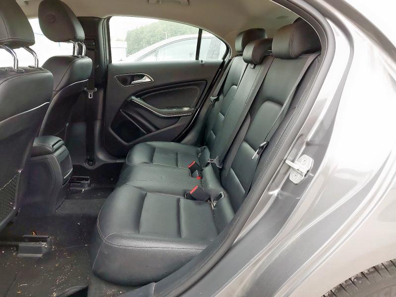 2017 MERCEDES-BENZ A CLASS A180D SE 5DR