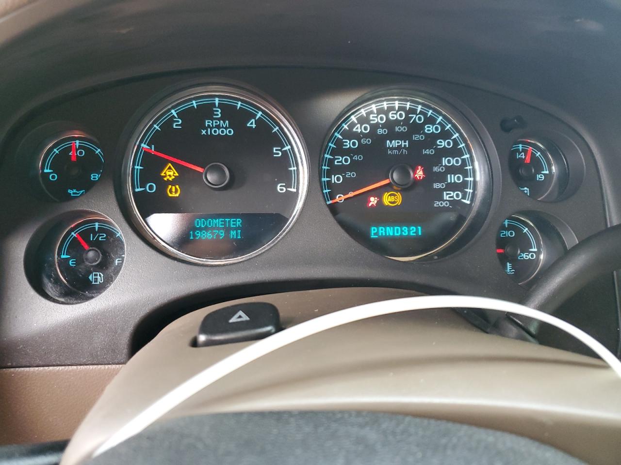 2007 GMC Yukon Xl C1500 VIN: 1GKFC16077J216581 Lot: 82310515