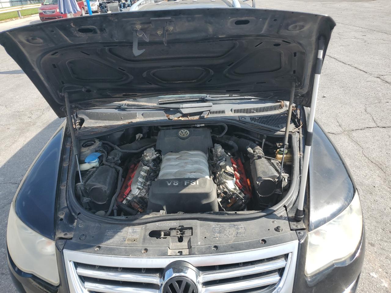 2008 Volkswagen Touareg 2 V8 VIN: WVGCB77L88D048376 Lot: 86151695