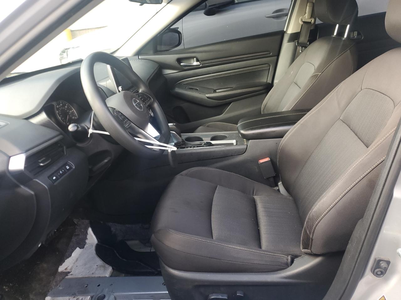 2020 Nissan Altima S VIN: 1N4BL4BV5LC208240 Lot: 69382695