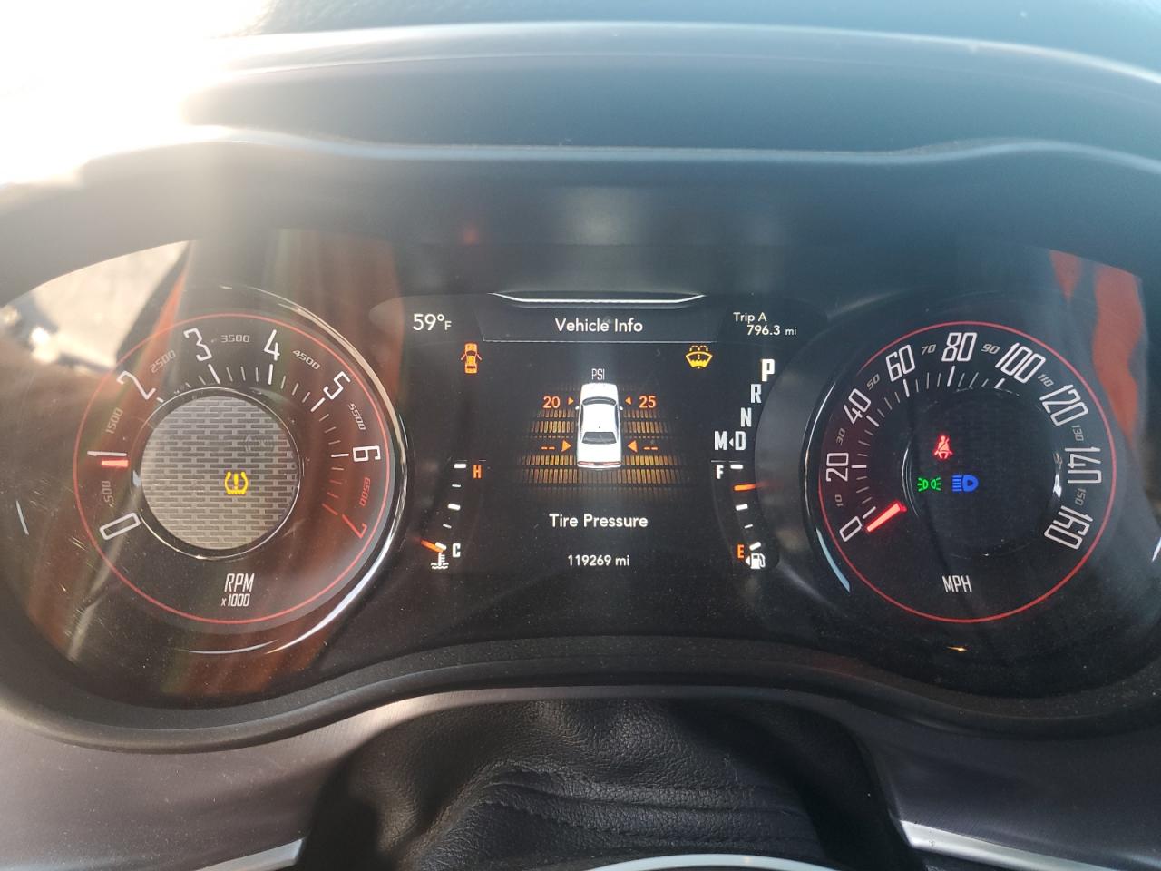 2019 Dodge Challenger Sxt VIN: 2C3CDZAG5KH501261 Lot: 82255865