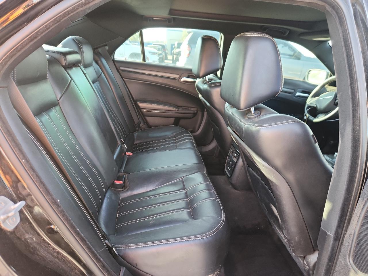 2016 Chrysler 300 S VIN: 2C3CCABT7GH147766 Lot: 87461635